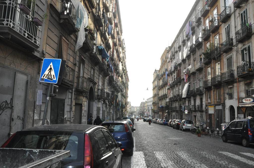 Casa Cirillo Apartment Napoli Bagian luar foto